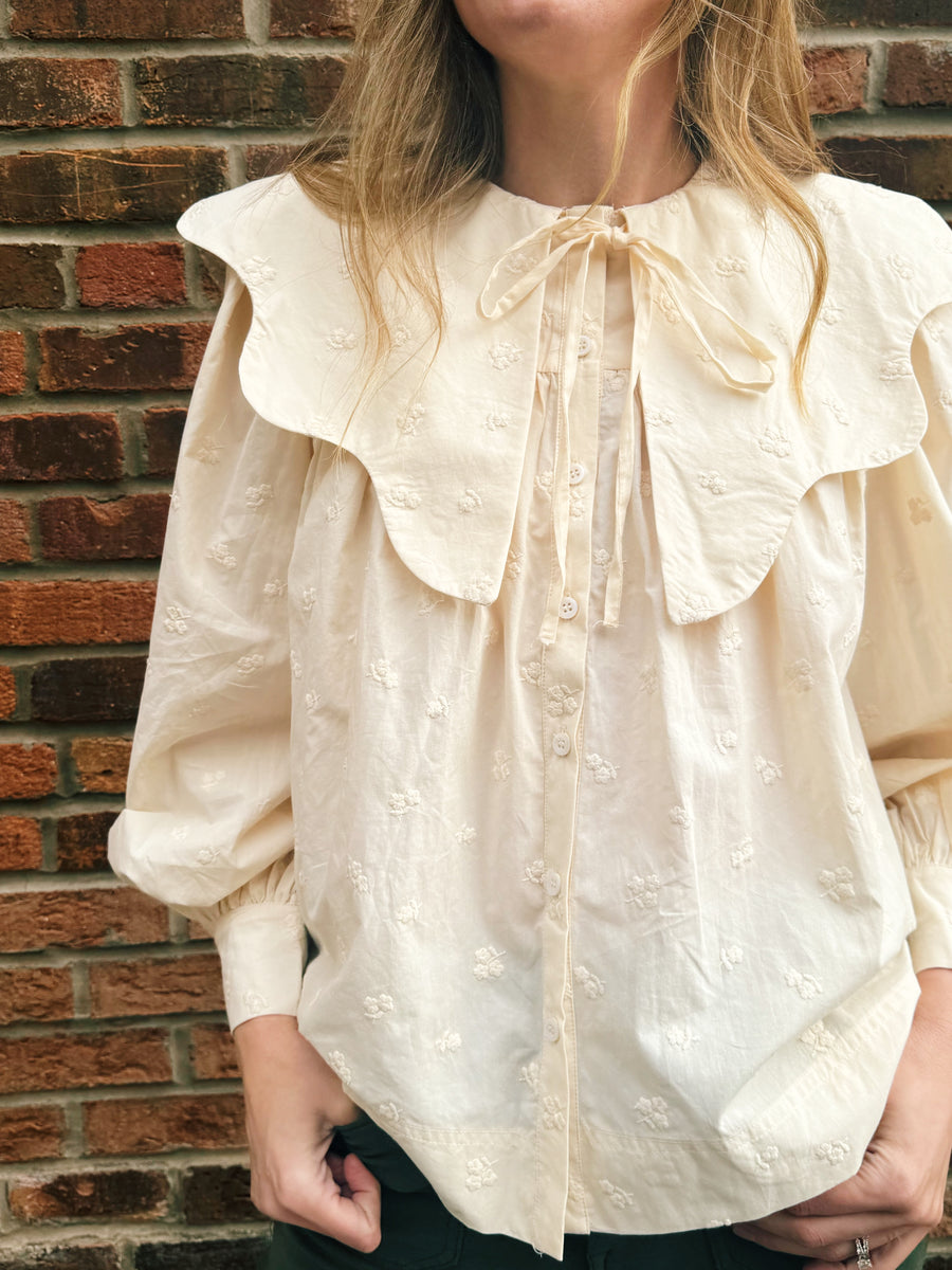 Scalloped Collar Blouse