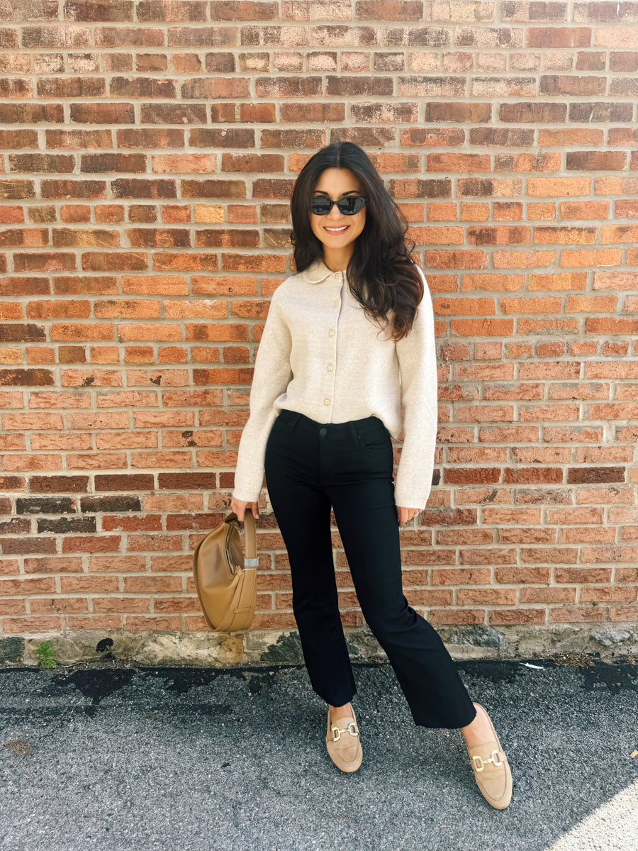 Kelsey Mid Rise Kick Flare: Black