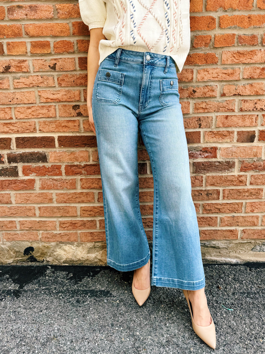 Meg High Rise Patch Pockets: Assertive
