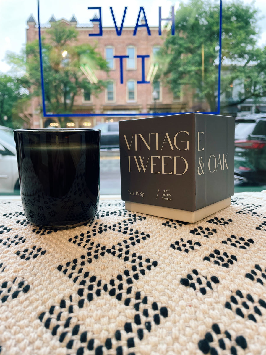 Signature Boxed Candle: Vintage Tweed + Oak