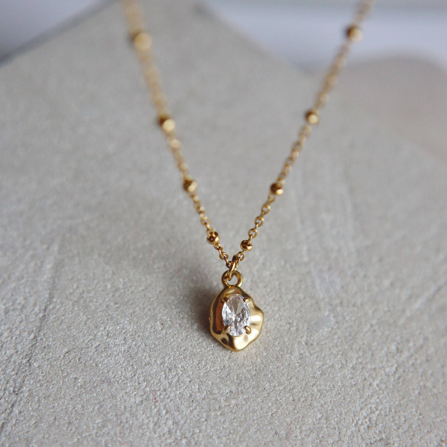 Raina Pebble Necklace | Pendant Necklace