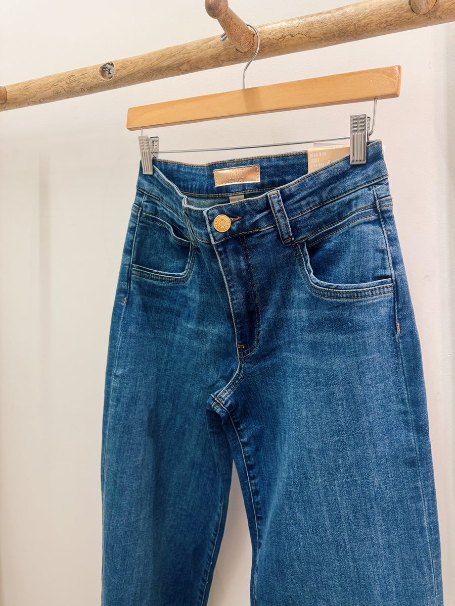 Jodi High Rise Straight Leg: Amusement